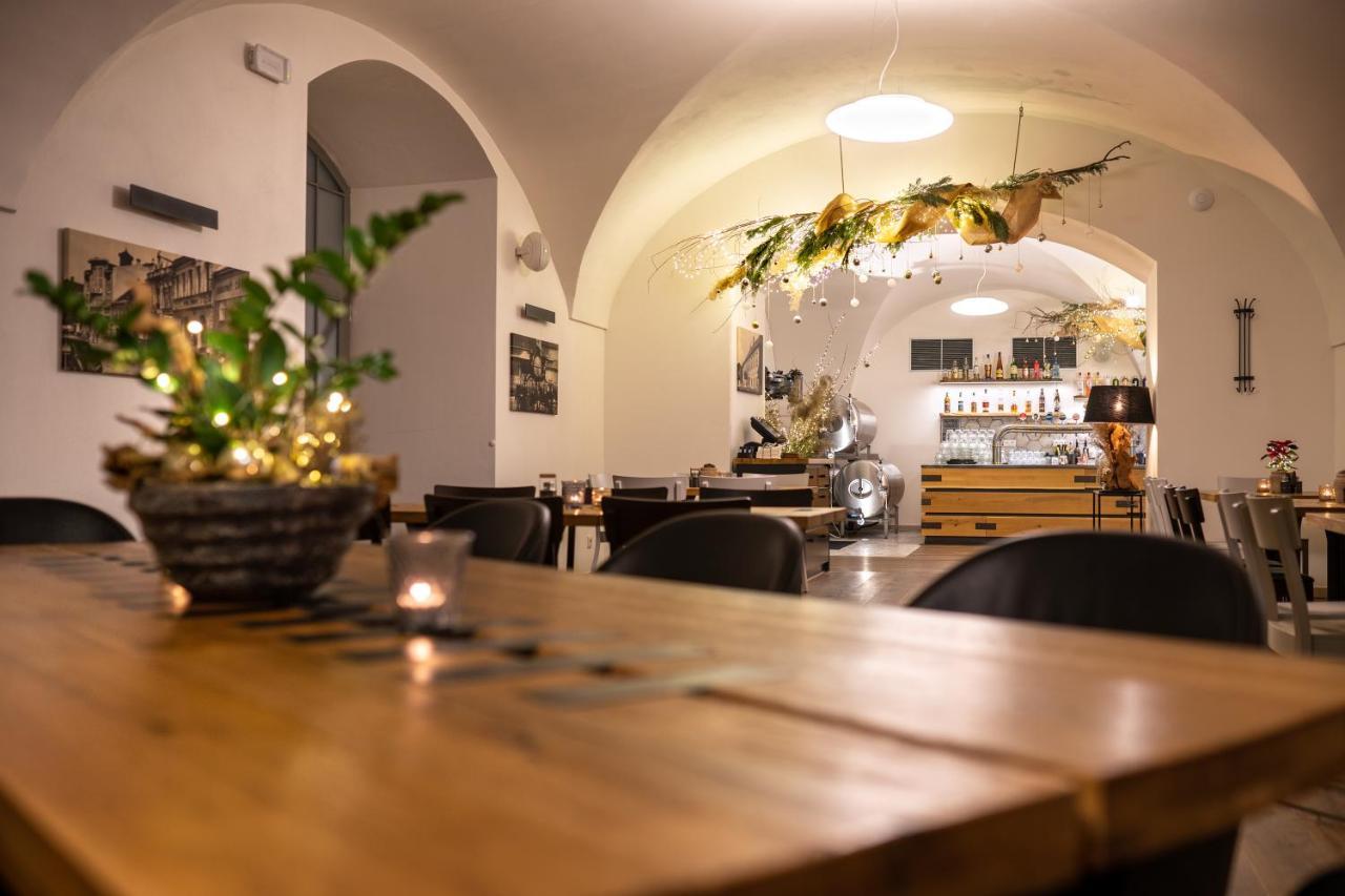 Hotel Pansky Pivovar Holesov Luaran gambar
